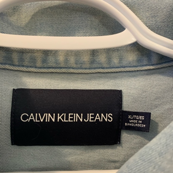 Jean Jacket! - Picture 2 of 4